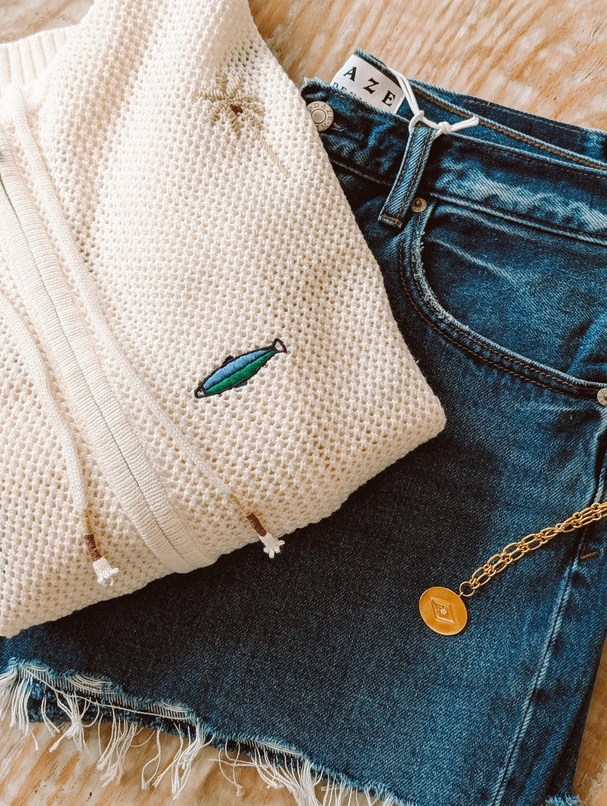 sweaters + sweatshirts