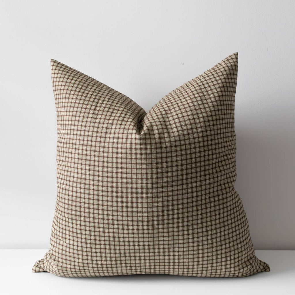 elliot pillow 20x20