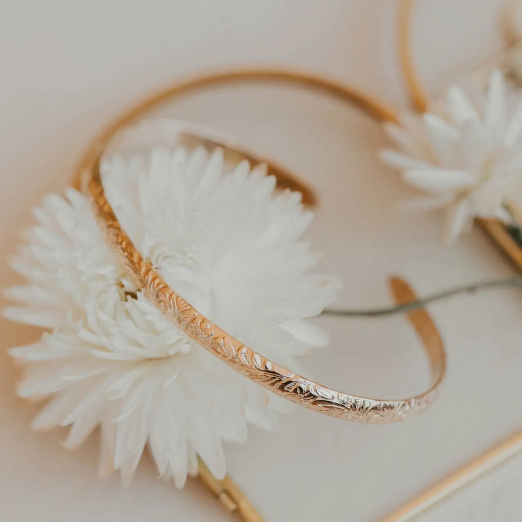 flora cuff
