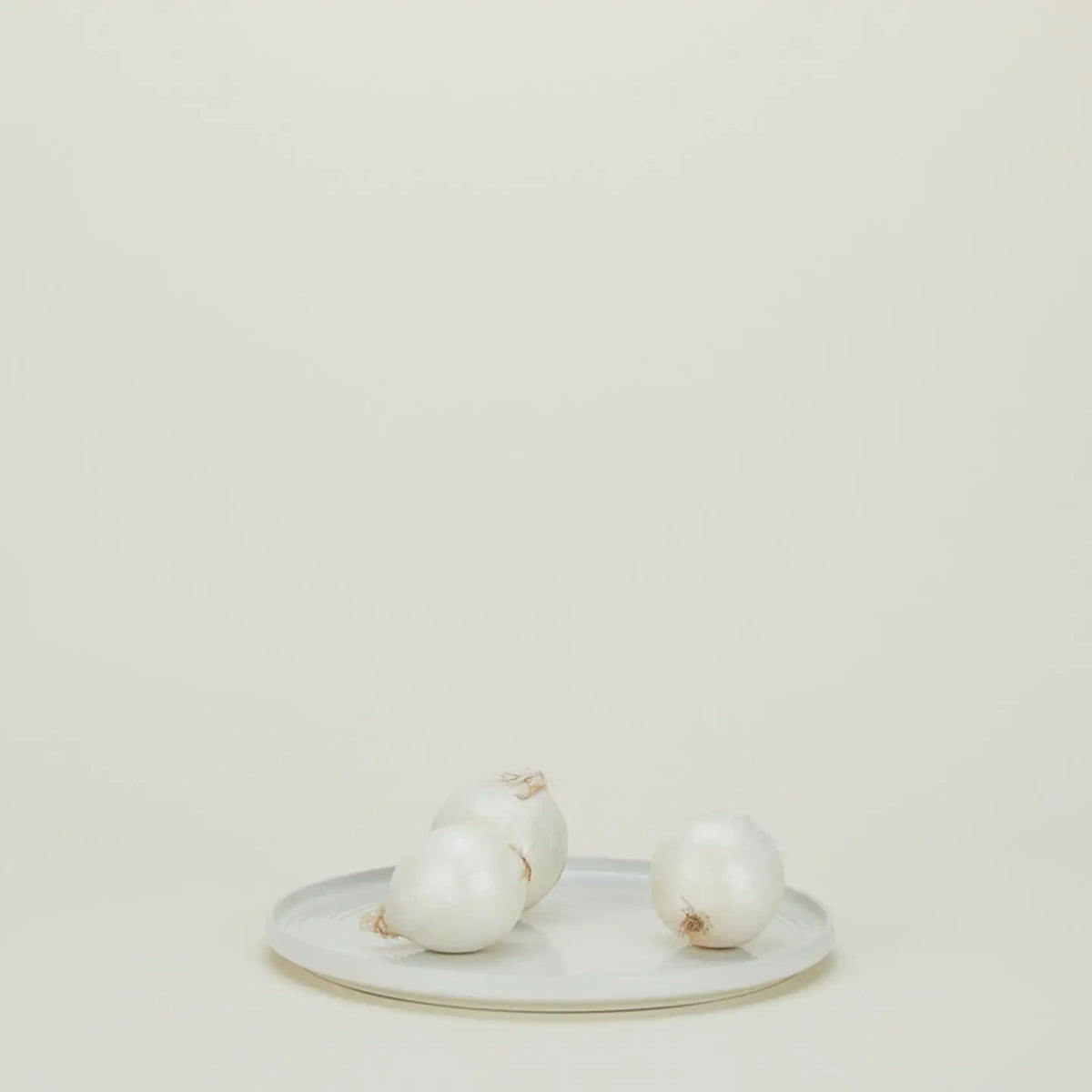 essential serving platter in bone