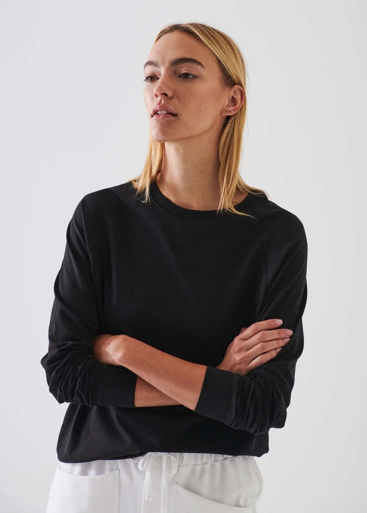 oversized raglan sweatshirt