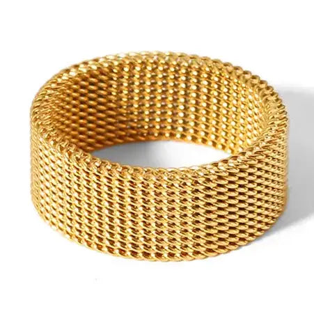 priscila ring