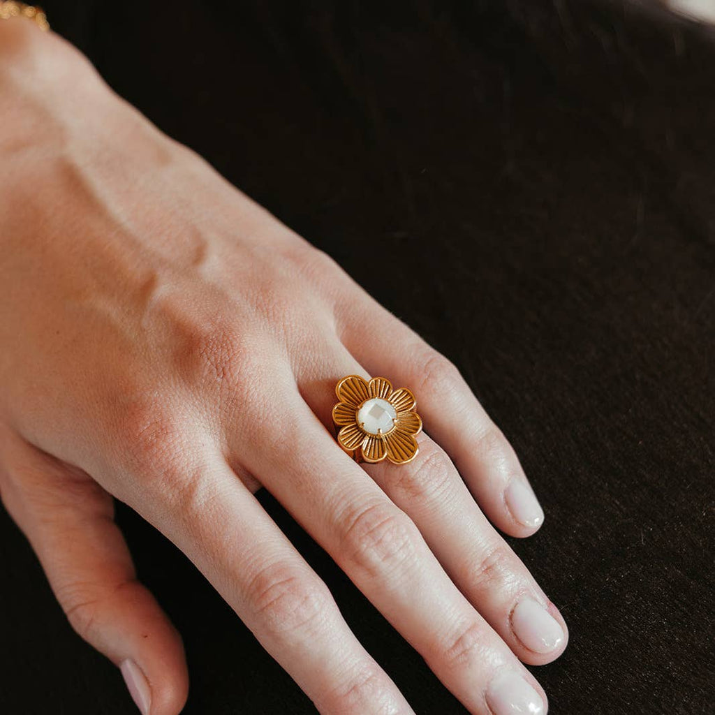 flower child ring