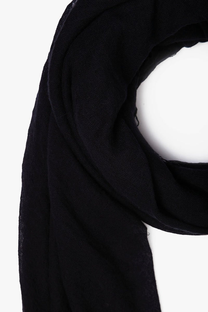 cashmere + silk scarf in black