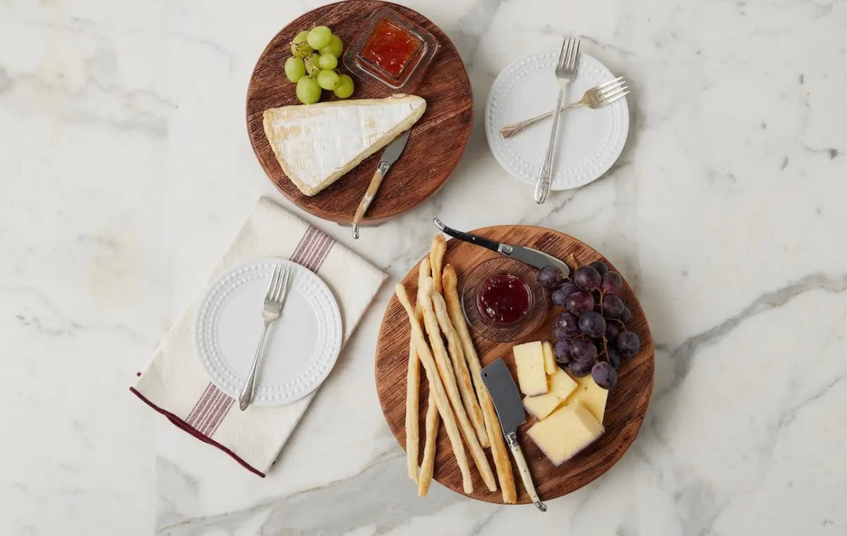 round wooden board