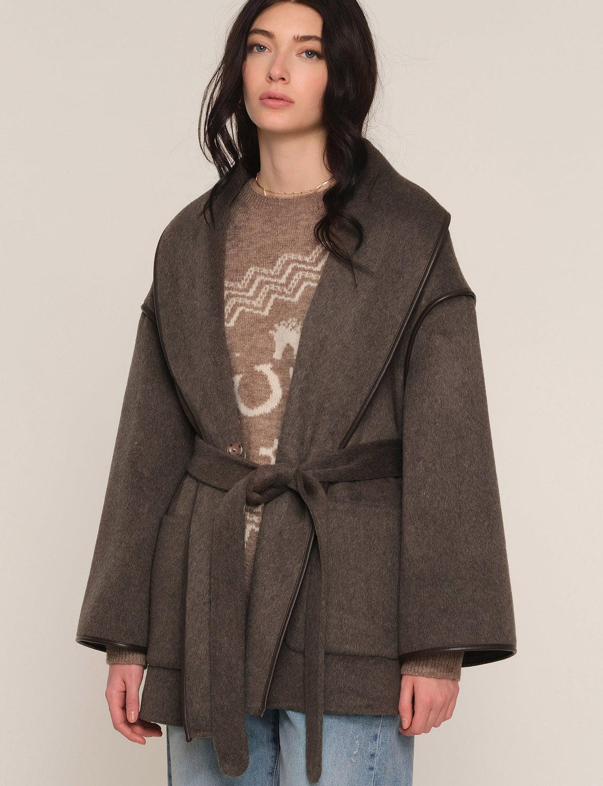 ruth coat in bark