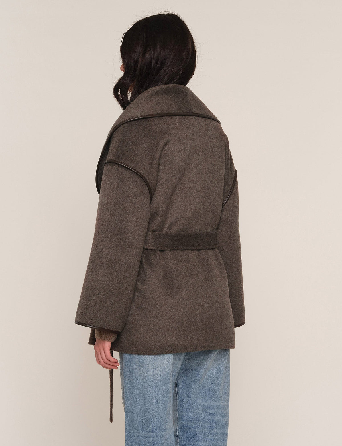 ruth coat in bark