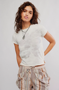 wall flower tee in washed navy combo