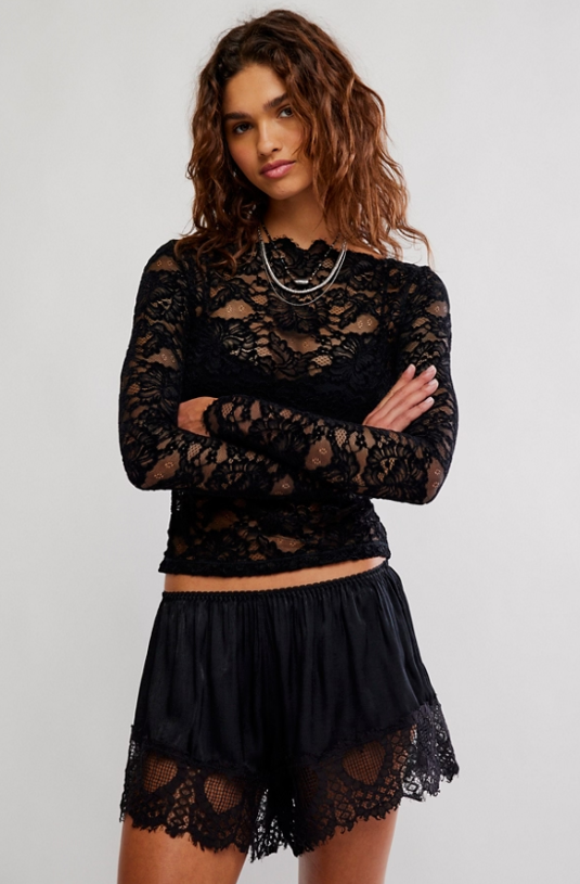 raising eyebrows lace top in black