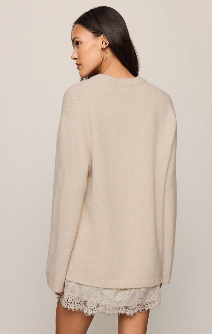chill mode sweater in frosted pearl