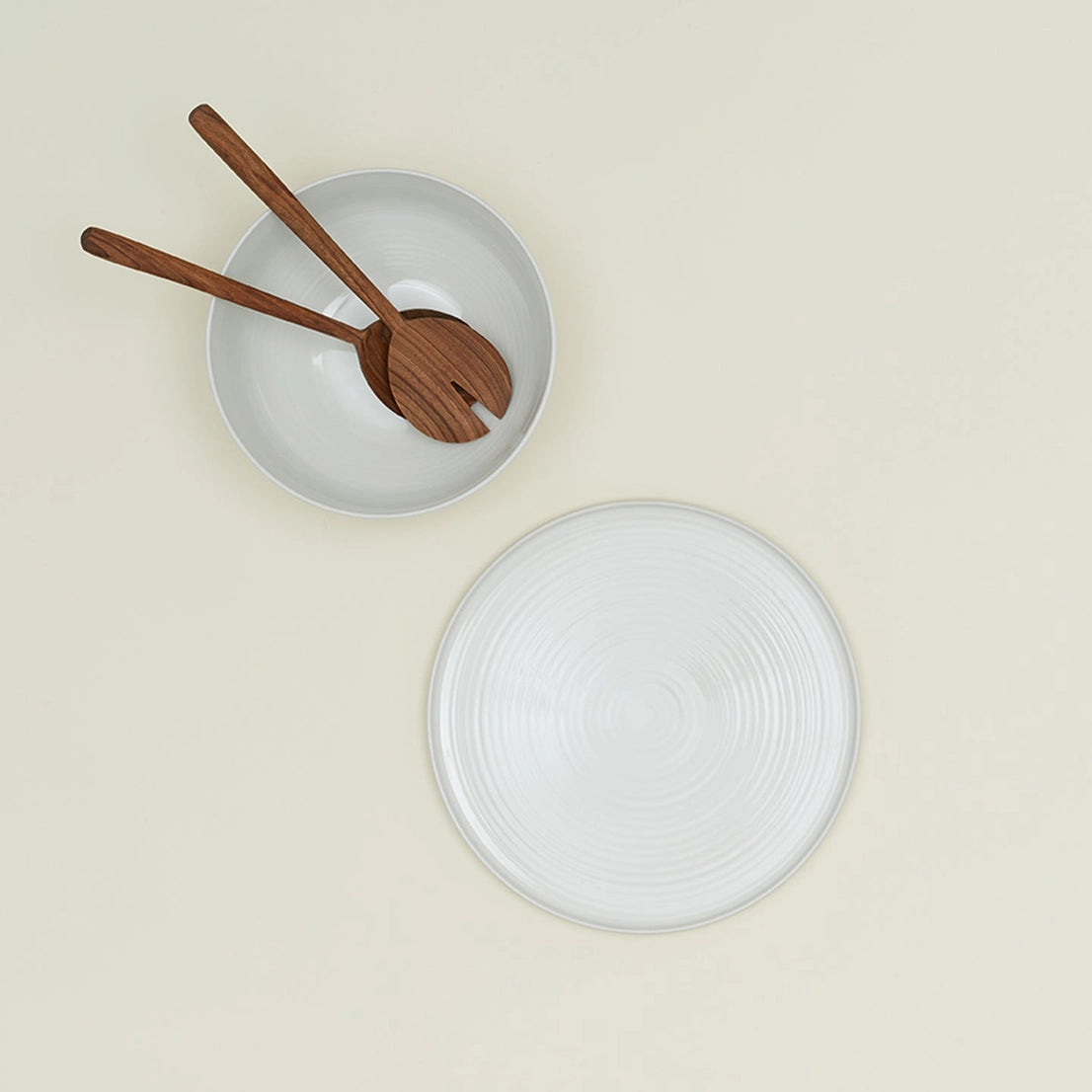 essential serving platter in bone