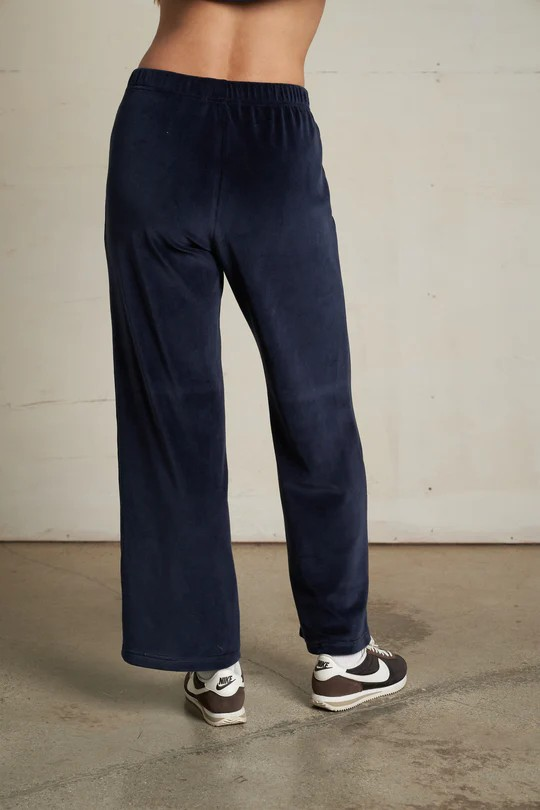 alex velour pant in navy