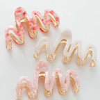 willow rose squiggle clip