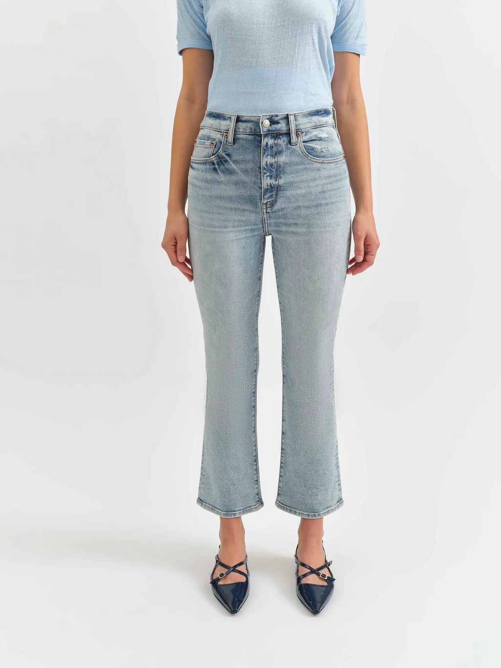 shy girl crop flare in miracle