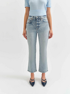 shy girl crop flare in miracle