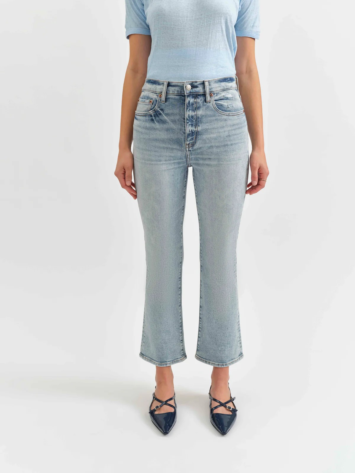 shy girl crop flare in miracle