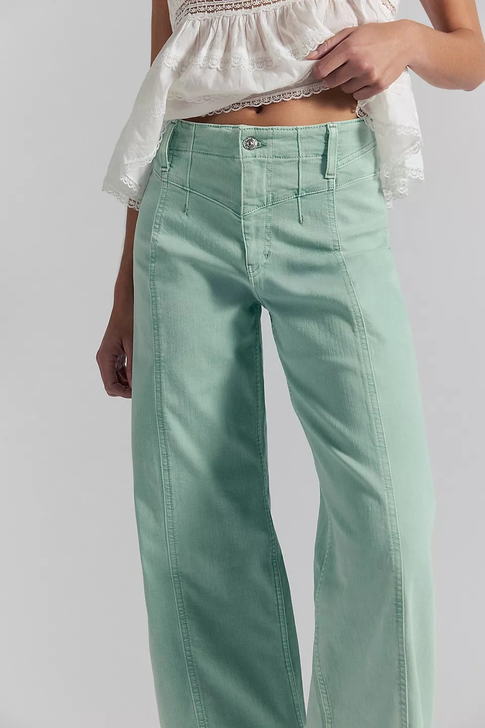 libre wide leg in cameo green