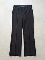 classic pintuck pull on in black