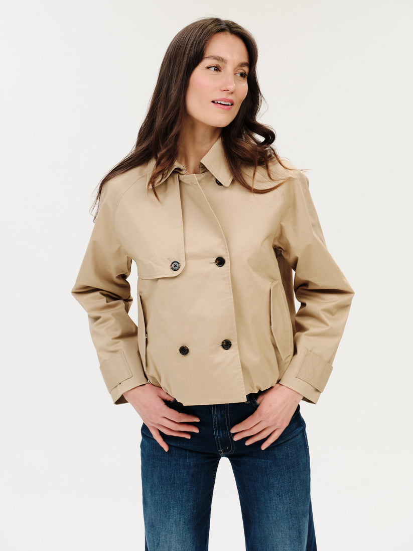 arden cropped trench in pebble