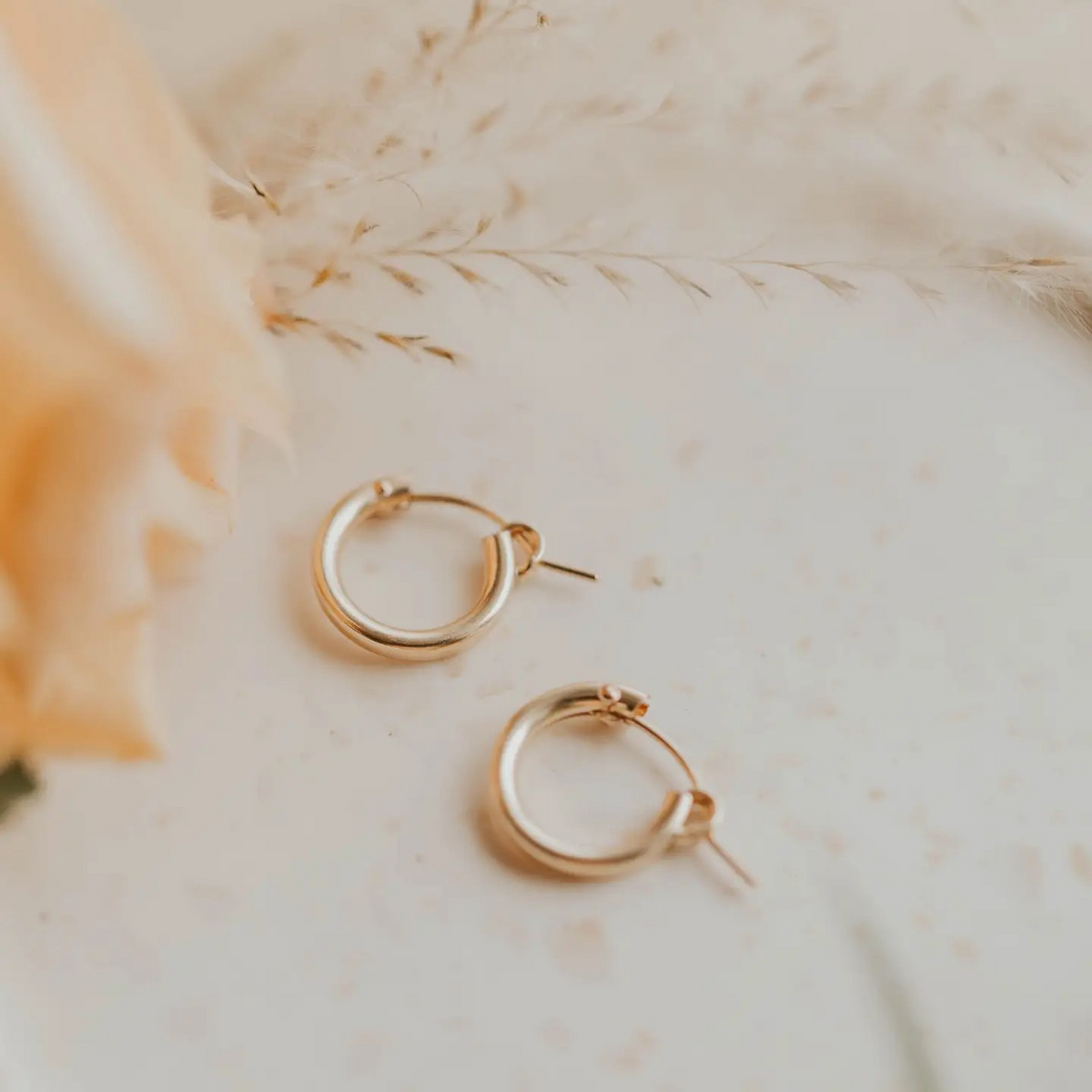bold hoops - 20mm