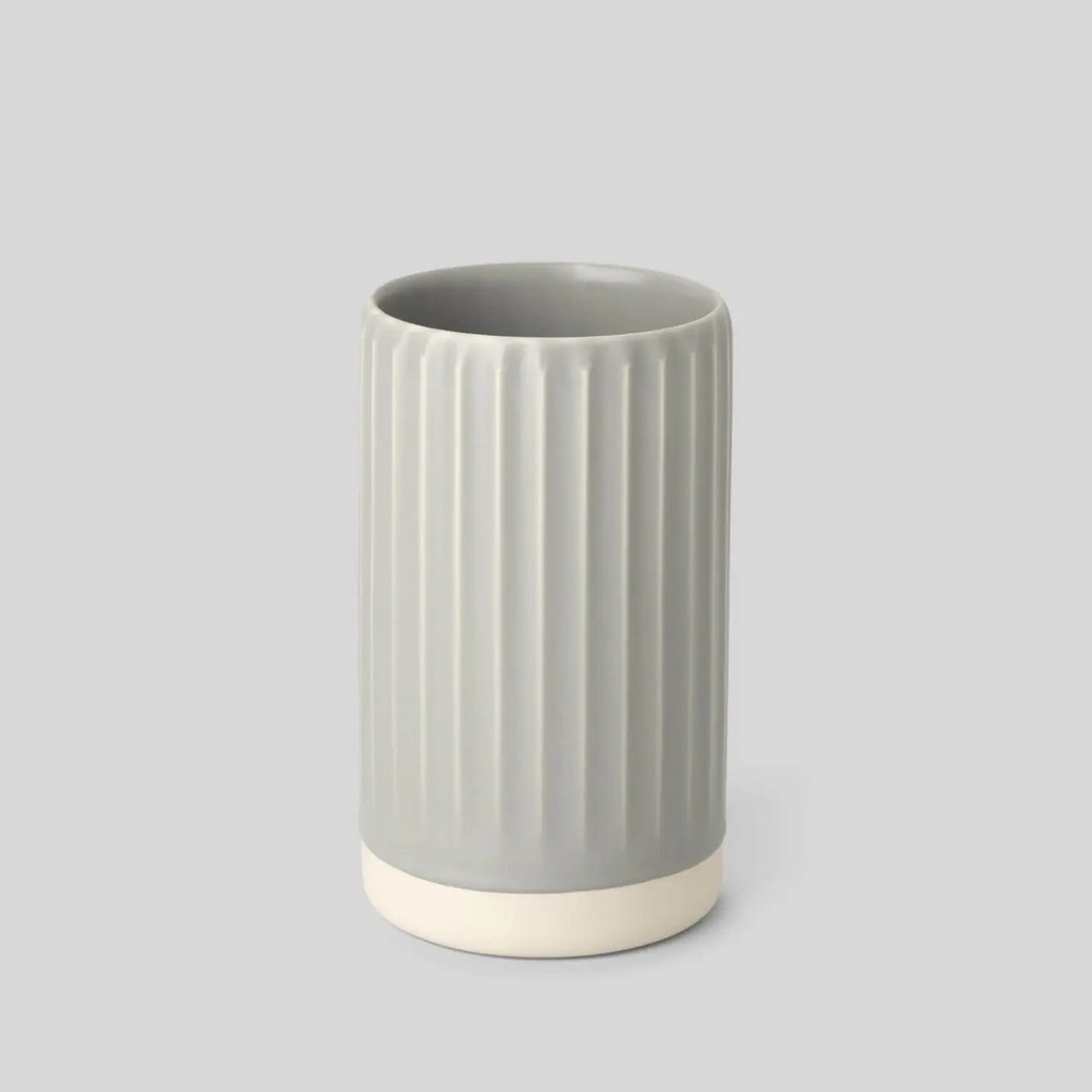 the vase - dove gray